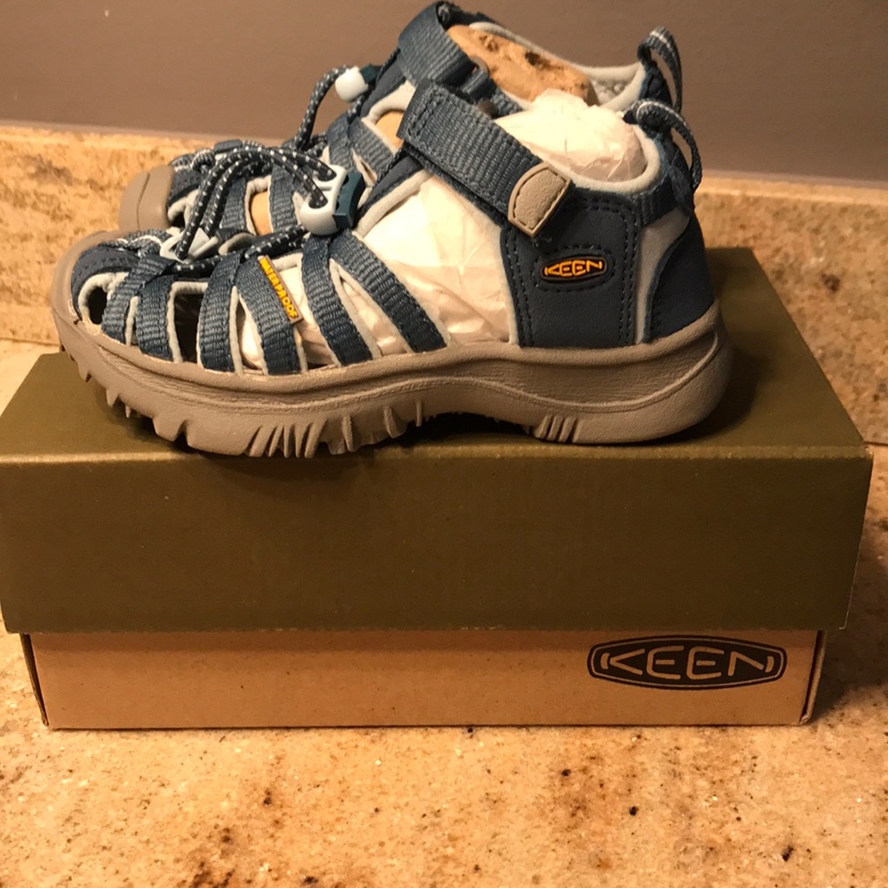 Keen sandal BRAND NEW